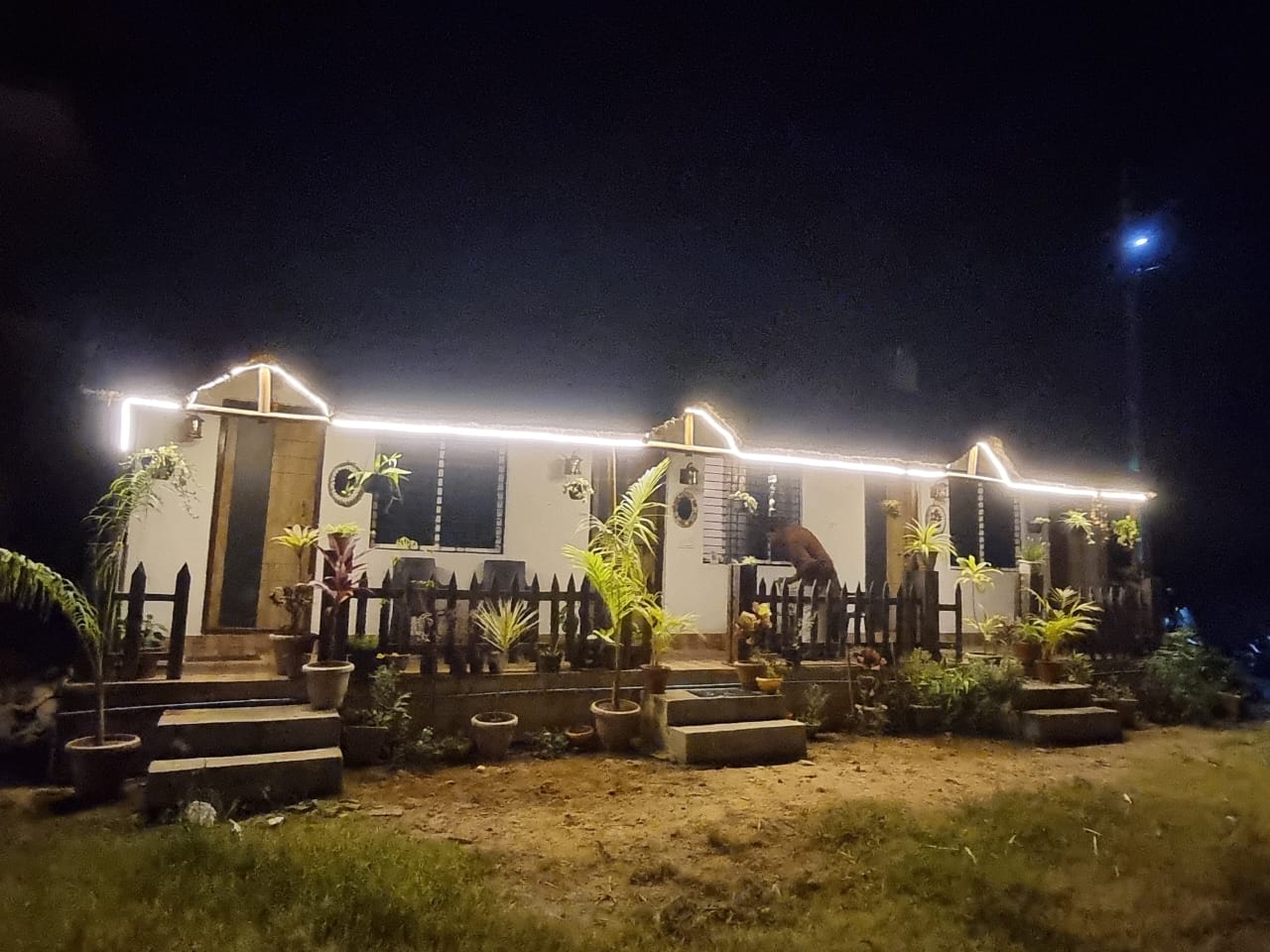 Khushi Cottage Homestay Hampi — AC rooms Wi-Fi hot water